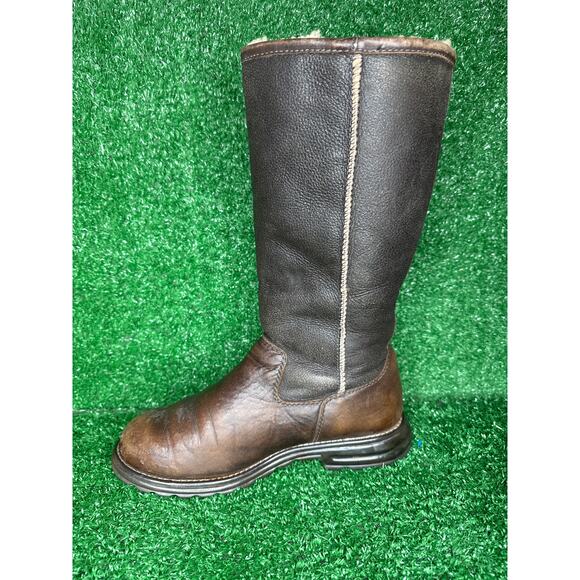 UGG Brooks Tall Brown Leather Shearling Flat Boots Style 5490 Size 8 Womens - Picture 3 of 9